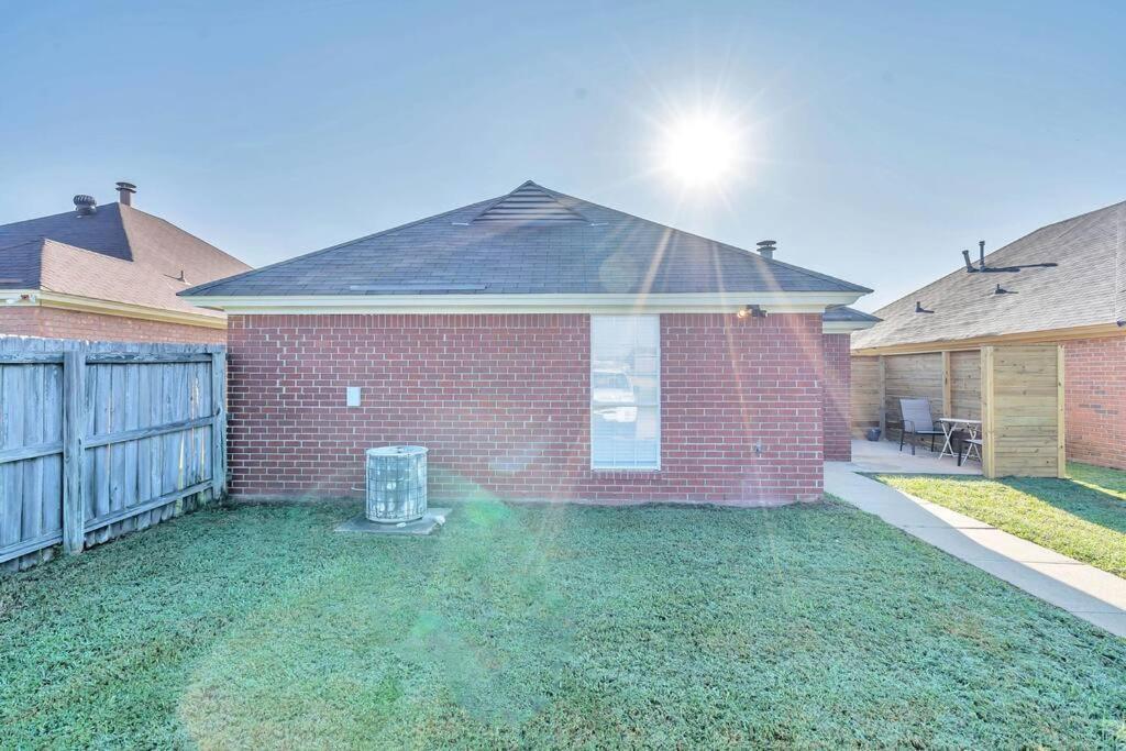 East Escape Villa Montgomery Exterior foto